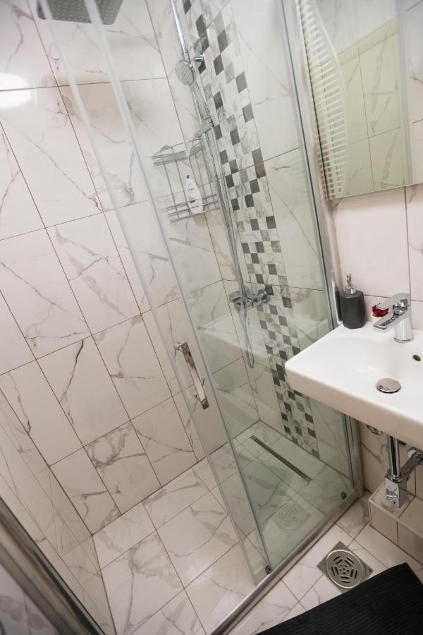 Apartman Studio Blue Суботица Екстериор снимка